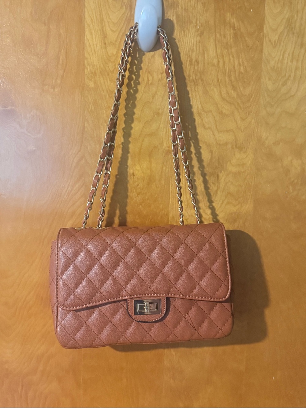 Ello Classy Brown Quilted Chain Shoulder Bag w/ Turn‑Lock Closure NWT - Picture 12 of 13